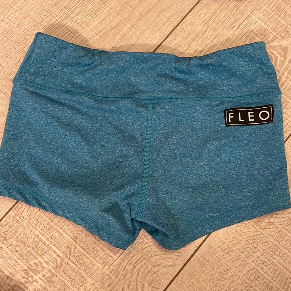 FLEO shorts